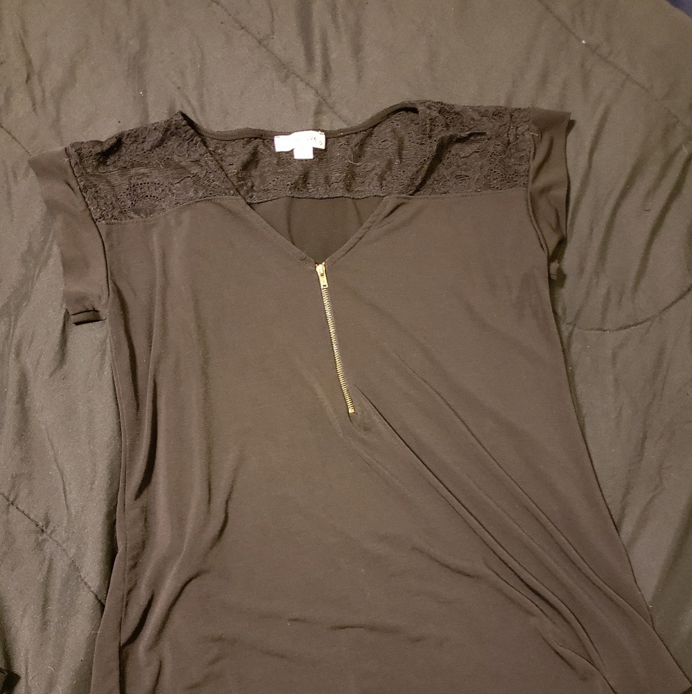 Mauve brand black, lace short sleeve womens top